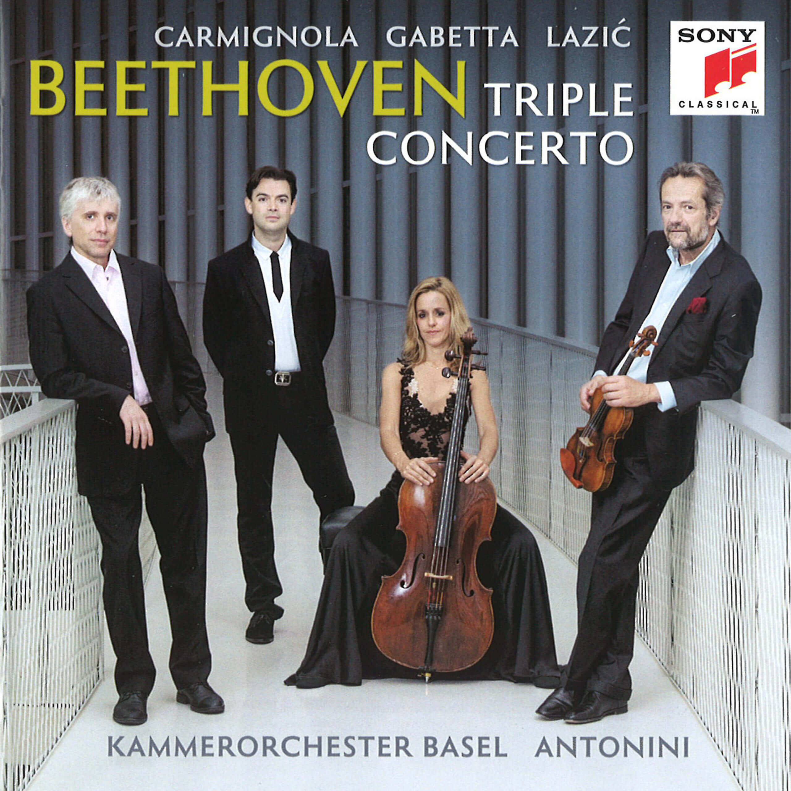 Cover CD "Beethoven Triple Concerto", Kammerorchester Basel, Giovanni Antonini, Sol Gabetta, Giuliano Carmignola, Dejan Lazić